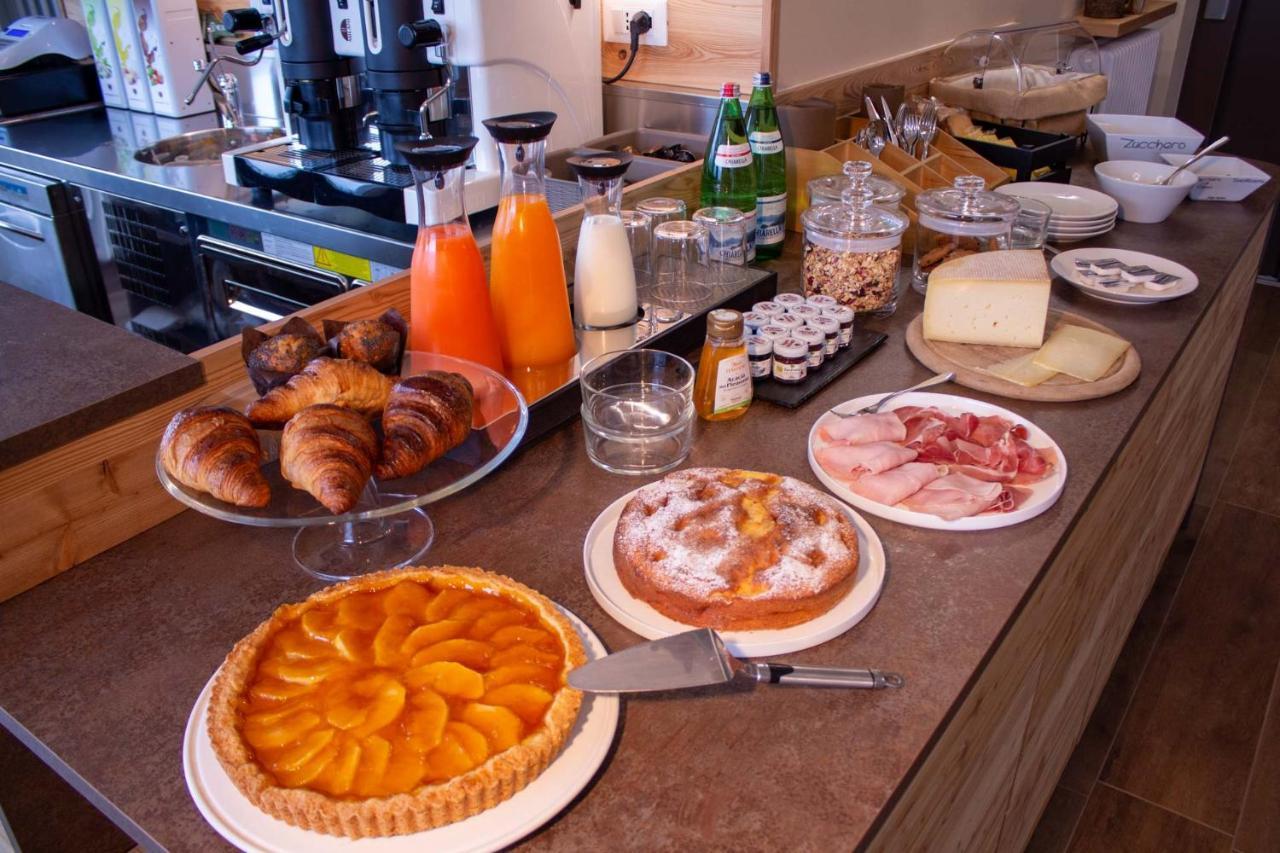 Garni Le Grigne Bed & Breakfast Барцио Екстериор снимка